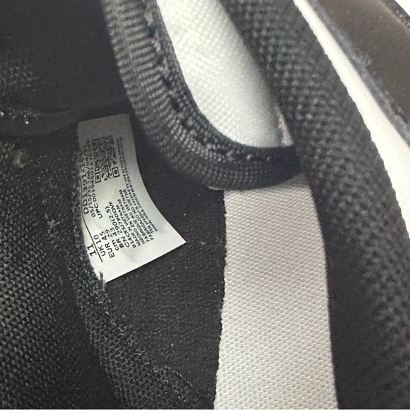 Panda Dunks Nike Low Mens Size 11 - Picture 5 of 9